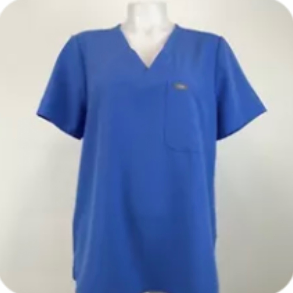 Figs Catarina one pocket Women’s scrub top Large in Ceil Blue
